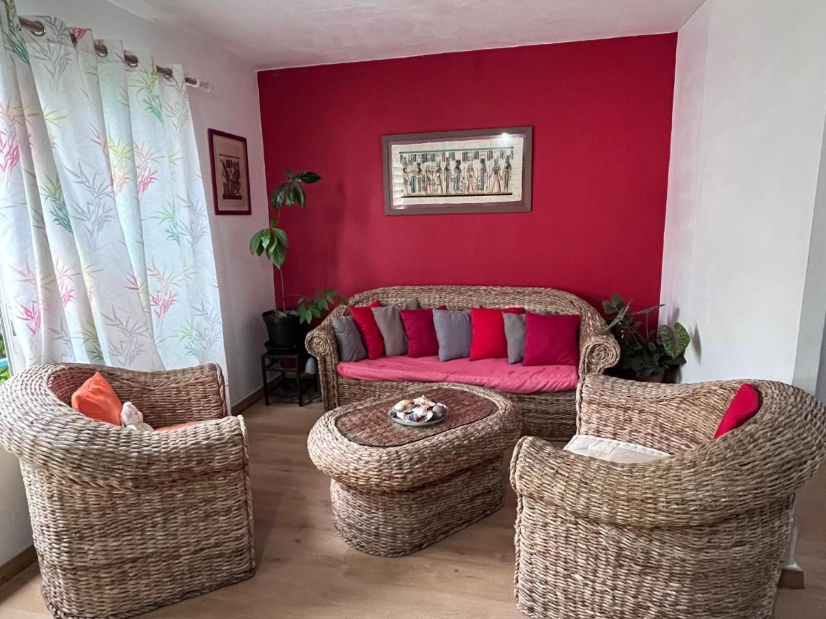 Appartement Les Abymes Exterior foto