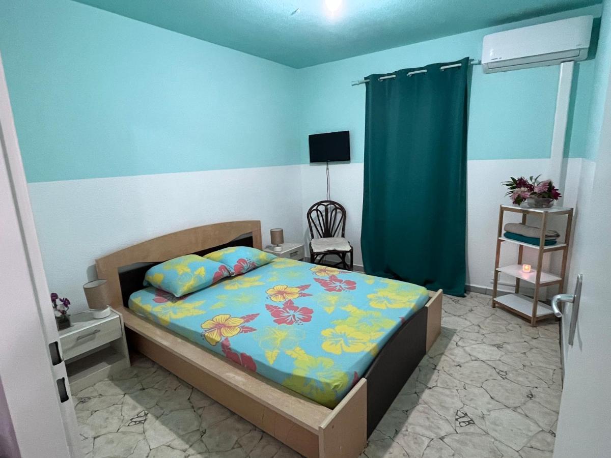 Appartement Les Abymes Exterior foto
